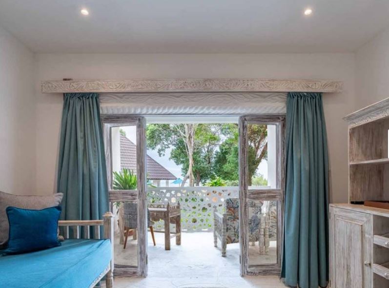 The Sands at Chale Island