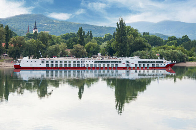 Weihnachtsglanz auf der Donau