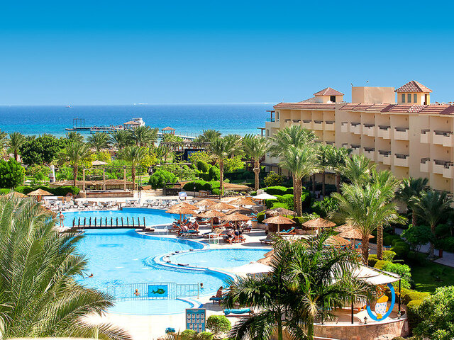 Amwaj Beach Club Abu Soma ★★★★