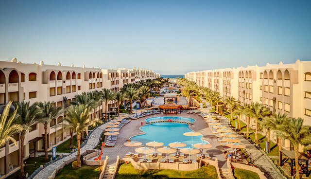 El Karma Aqua Beach Res. ★★★★