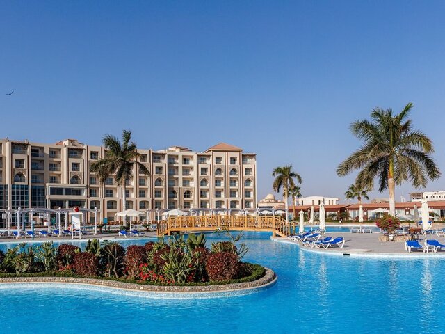Sunrise Alora Aqua Park Resort ★★★★