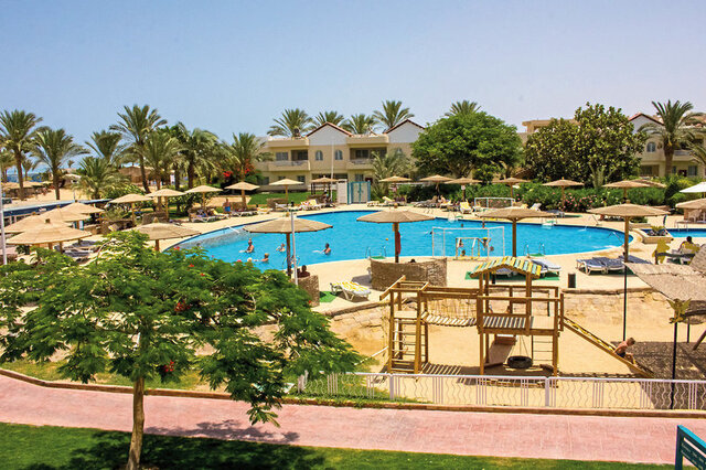 Golden Beach Resort ★★★★