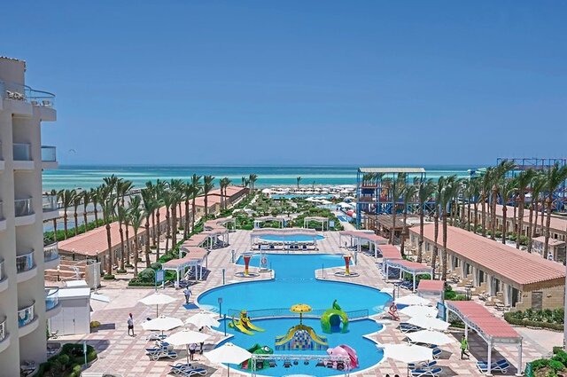 SUNRISE Serano Aqua Park Resort ★★★★