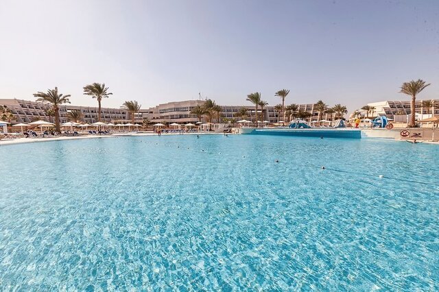 Pharaoh Azur Resort ★★★★