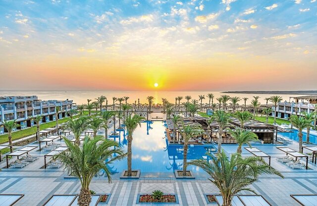 Jaz Costa Mares ★★★★★