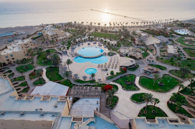 Blend Elphistone Resort ★★★★