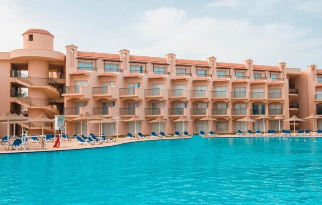 Pyramisa Beach Club ★★★★★