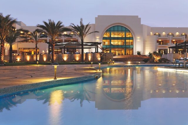 Mövenpick Waterpark Res. ★★★★★