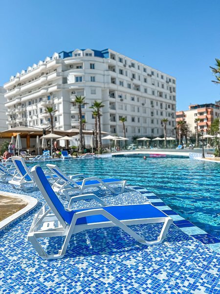 Fafa Aqua Blue ★★★★