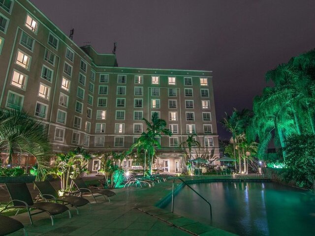 Hotel Deville Prime Porto Alegre ★★★★★