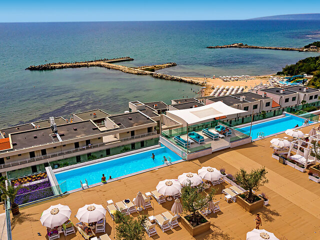 White Lagoon Resort ★★★★