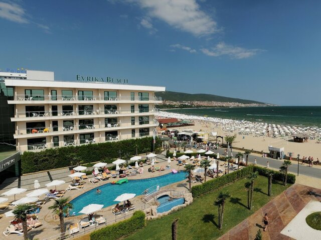 DIT Evrika Beach Club ★★★★