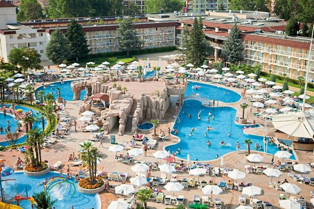 DIT Evrika Beach Club Hotel ★★★★