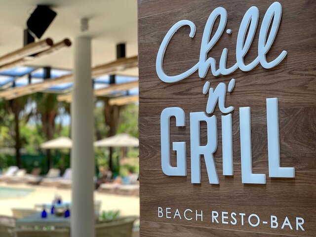 Azura Beach Resort ★★★★