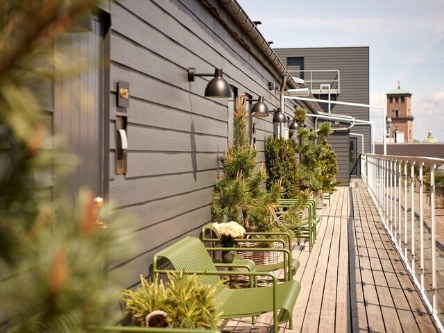 WIDE Hotel ★★★★