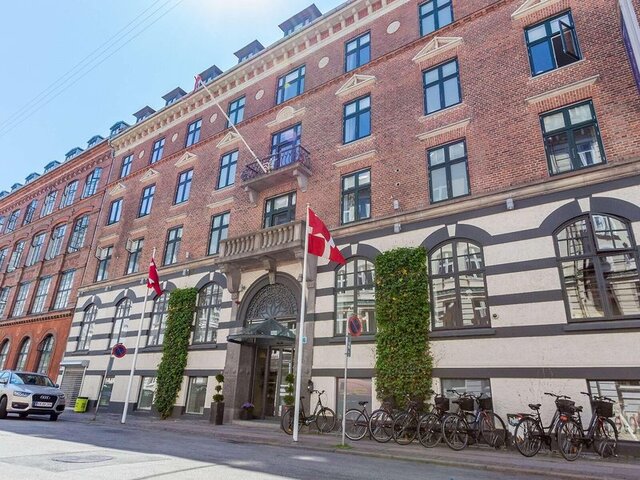 Best Western Hotel Hebron ★★★★