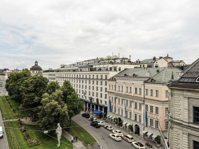 Bayerischer Hof ★★★★★