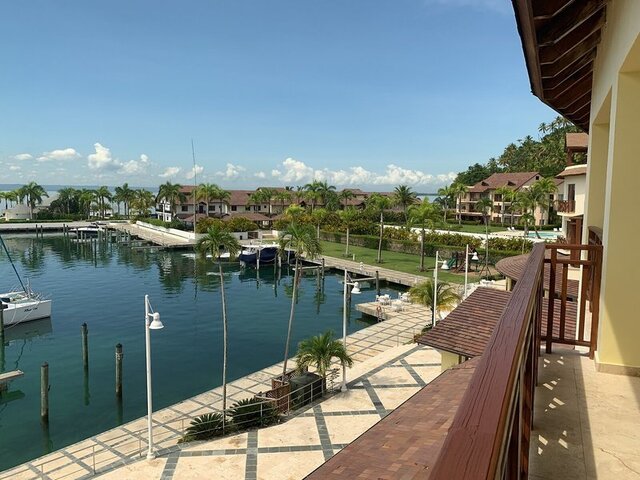 The Bannister Hotel & Yacht Club ★★★★★