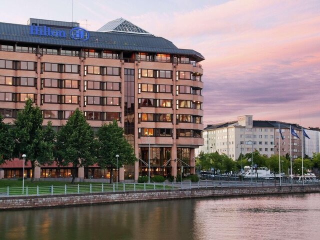 Hilton Helsinki Strand ★★★★★