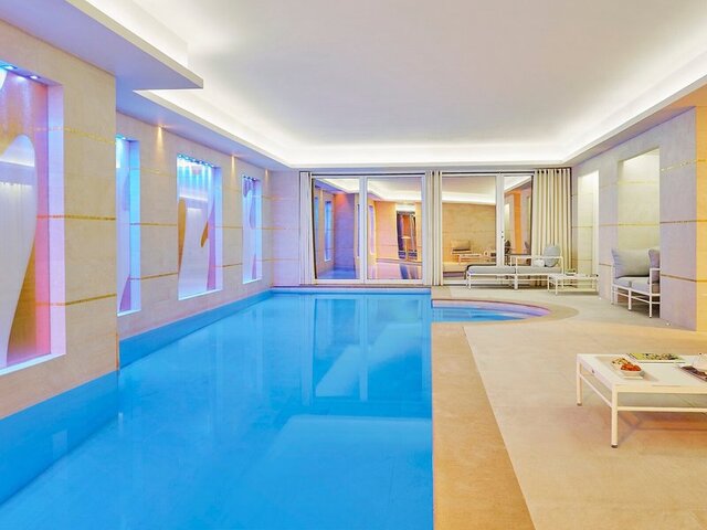 Burgundy ★★★★★