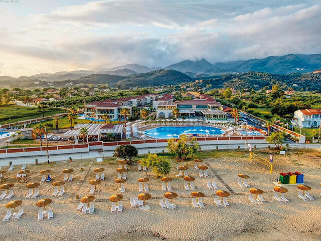 Almyros Beach Resort & Spa ★★★★★