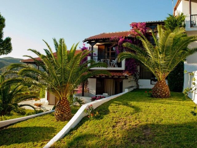 Anna-Maria Villa ★★