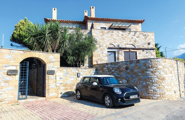 Mani Villas ★★★★