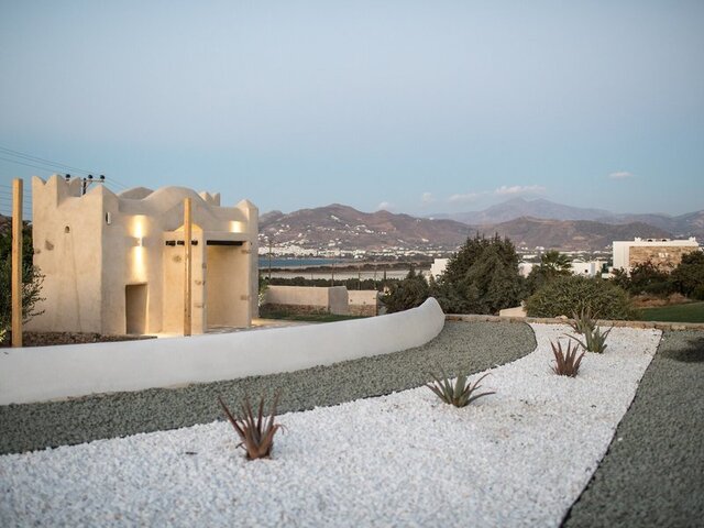 Naxos Euphoria Suites ★★★