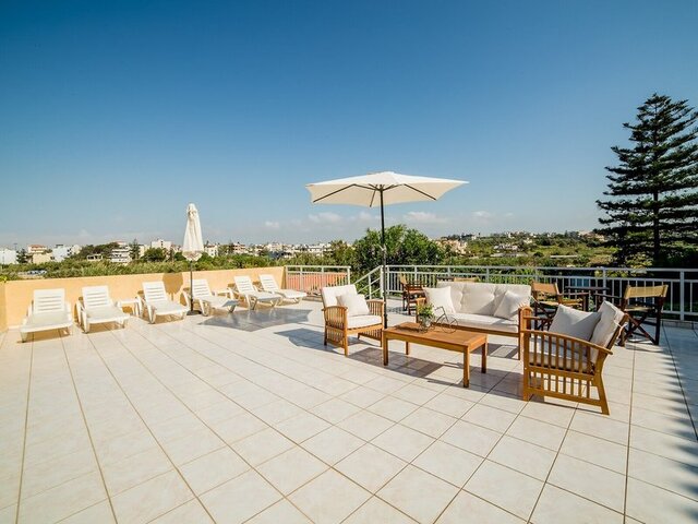 Roxani Hotel ★★