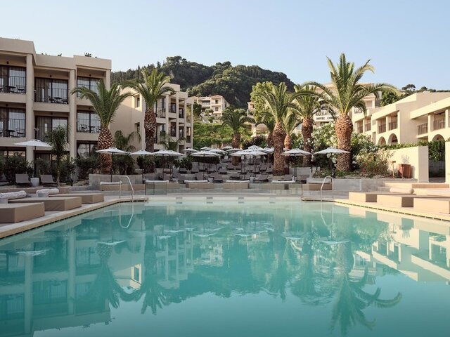 Admiral De Luxe ★★★