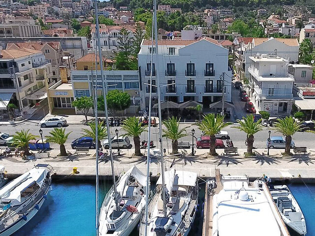 Kefalonia Grand Bouqtique ★★★★