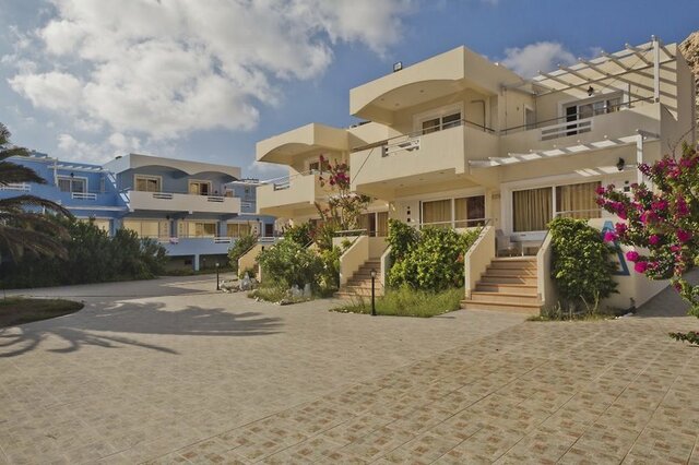 Royal Beach Hotel (Karpat ★★★★