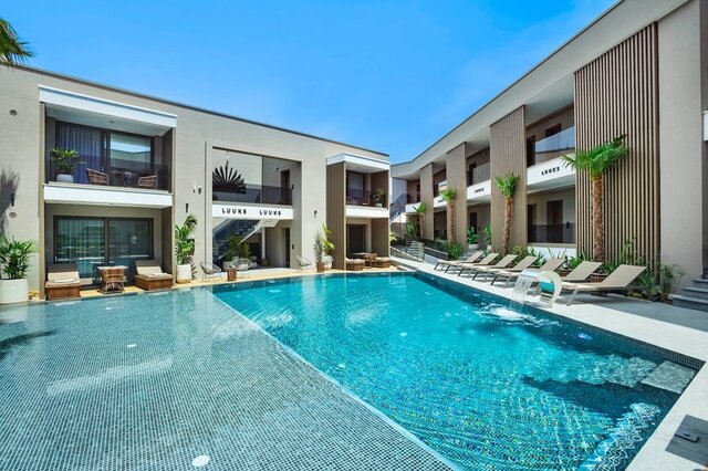 Luuks Luxury Acc ohne Trf ★★★★