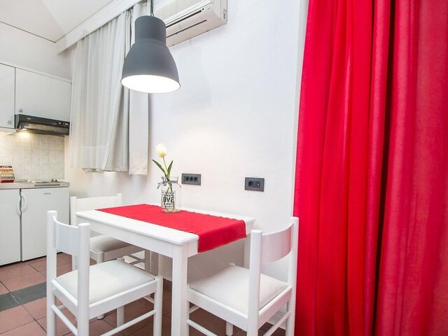 Kahlua Hotel Apartments ★★