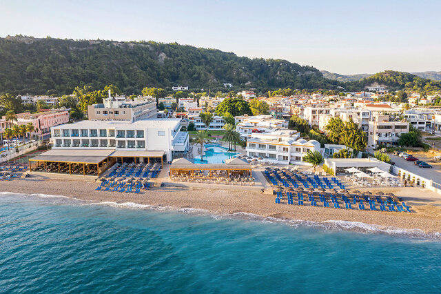 Avra Beach Resort ★★★★