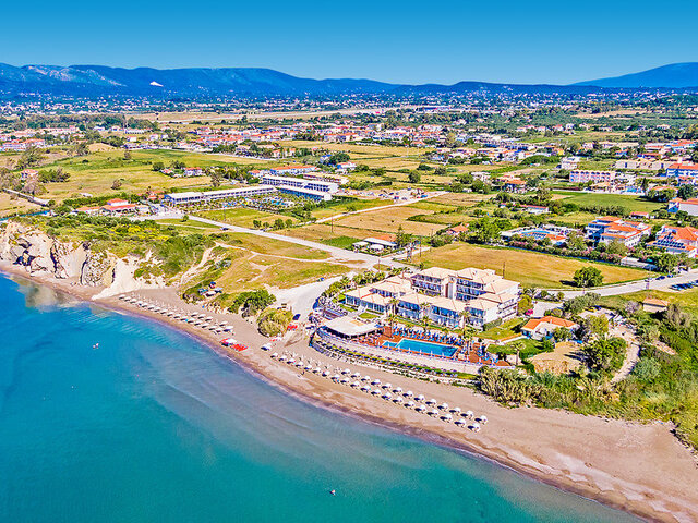 CRYSTAL BEACH HOTEL ★★★