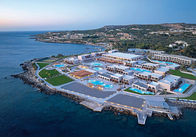 Ella Elissa ★★★★★