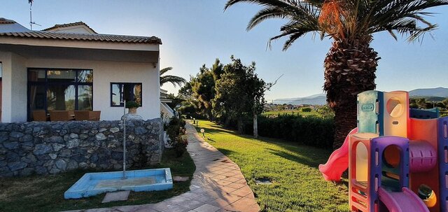 Oasis Hotel ★★★