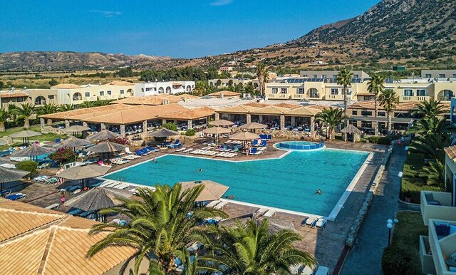 Akti Beach Club ★★★★★