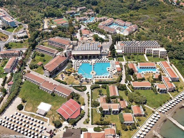 TUI KIDS CLUB Roda Beach Resort & Spa ★★★★★