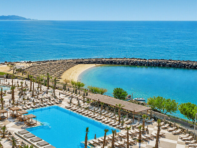 Aphrodite Beach Club ★★★★