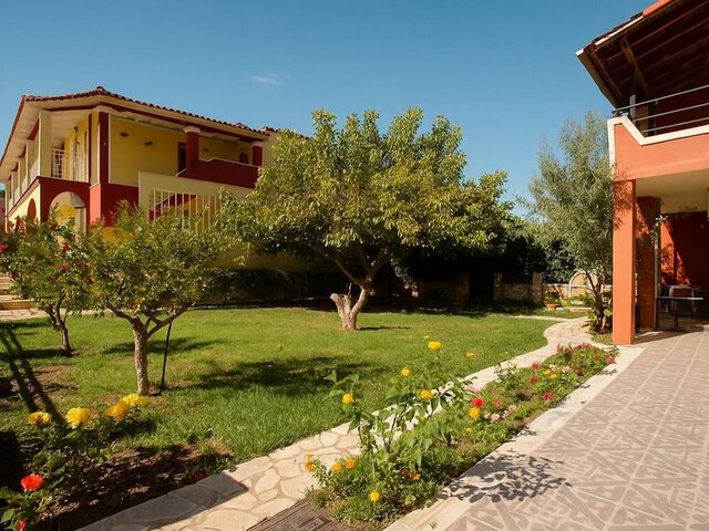 Solena Studios Kavos 