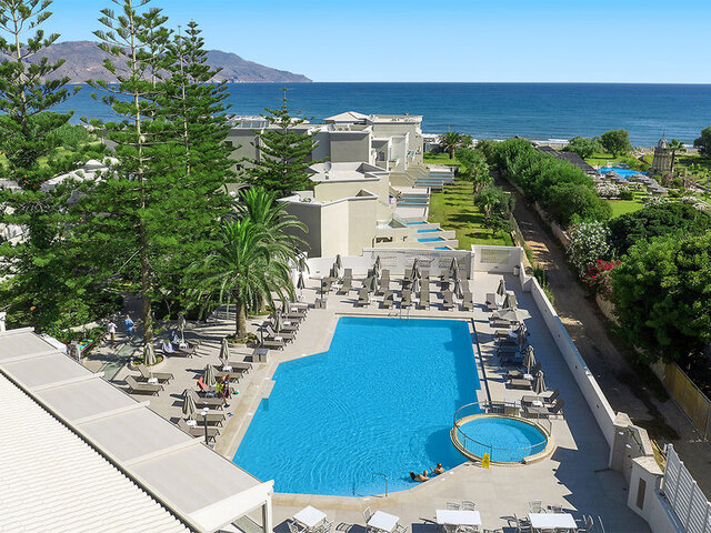Vantaris Luxury Beach Res ★★★★
