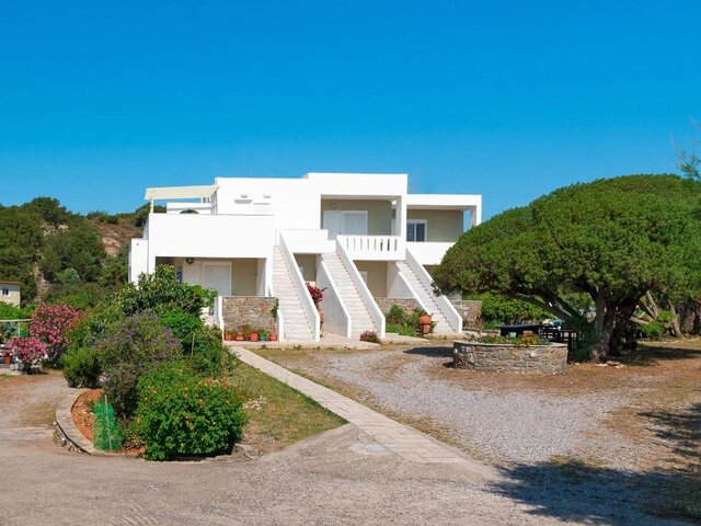 Tselios Apartments ★★