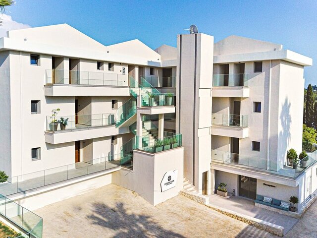 Hidden Cove ★★★