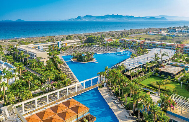 Blue Lagoon Resort ★★★★★