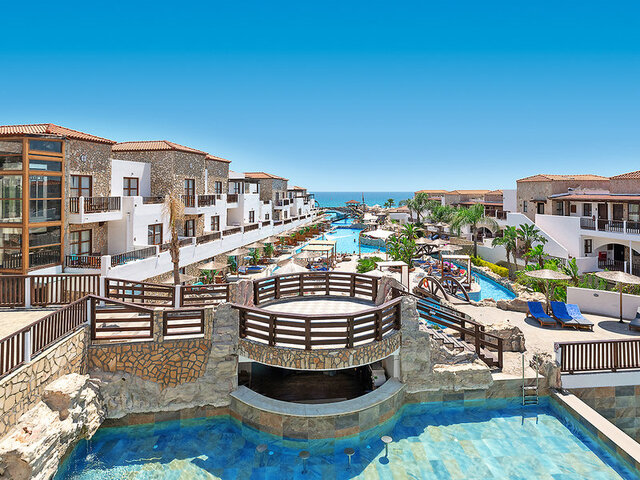 Costa Lindia Beach ★★★★★