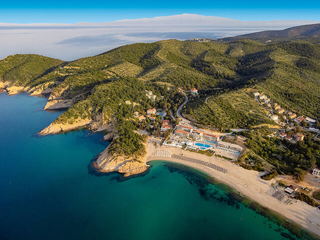 Blue Dream Palace ★★★★