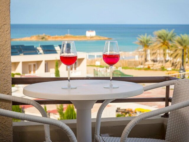Primavera Beach Studios & Apartments ★★★