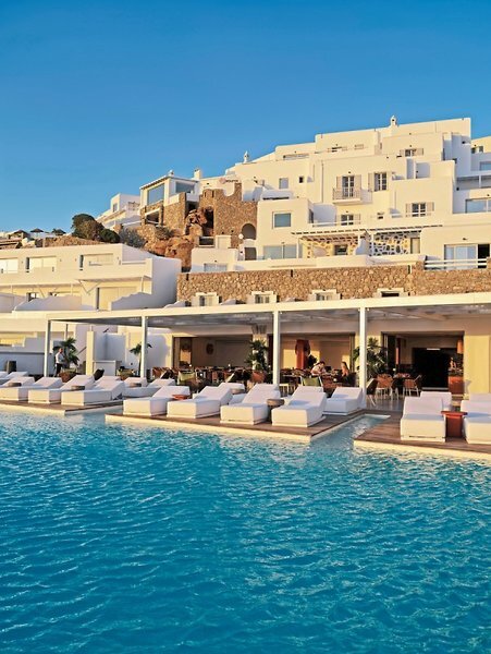 Kouros Hotel and Suites ★★★★★